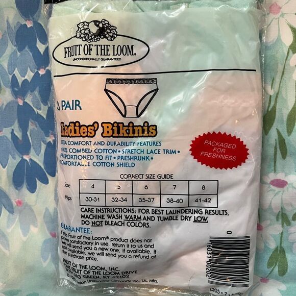 Fruit of the Loom Elastic Leg Lace Panties - 3 Pack - PASTELS - Picture 3 of 7